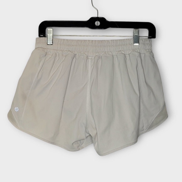 Lululemon Hotty Hot II Shorts 8 White - Picture 3 of 6